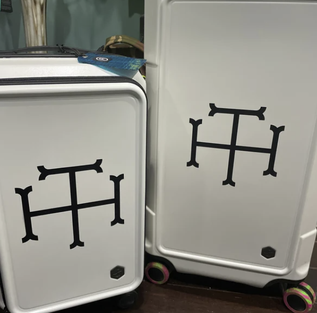 DECALS